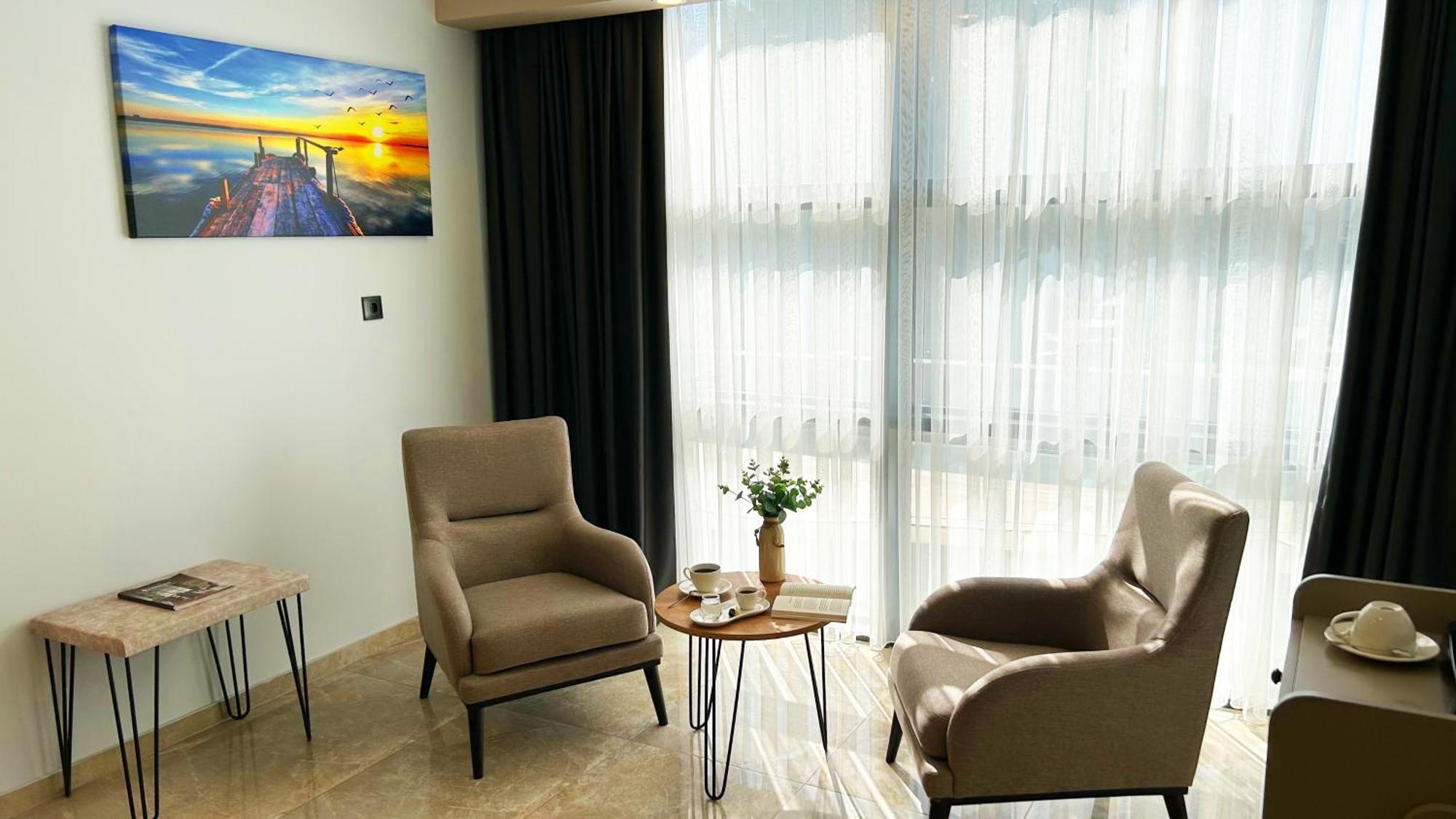 01 Nova Otel Didim Bagian luar foto