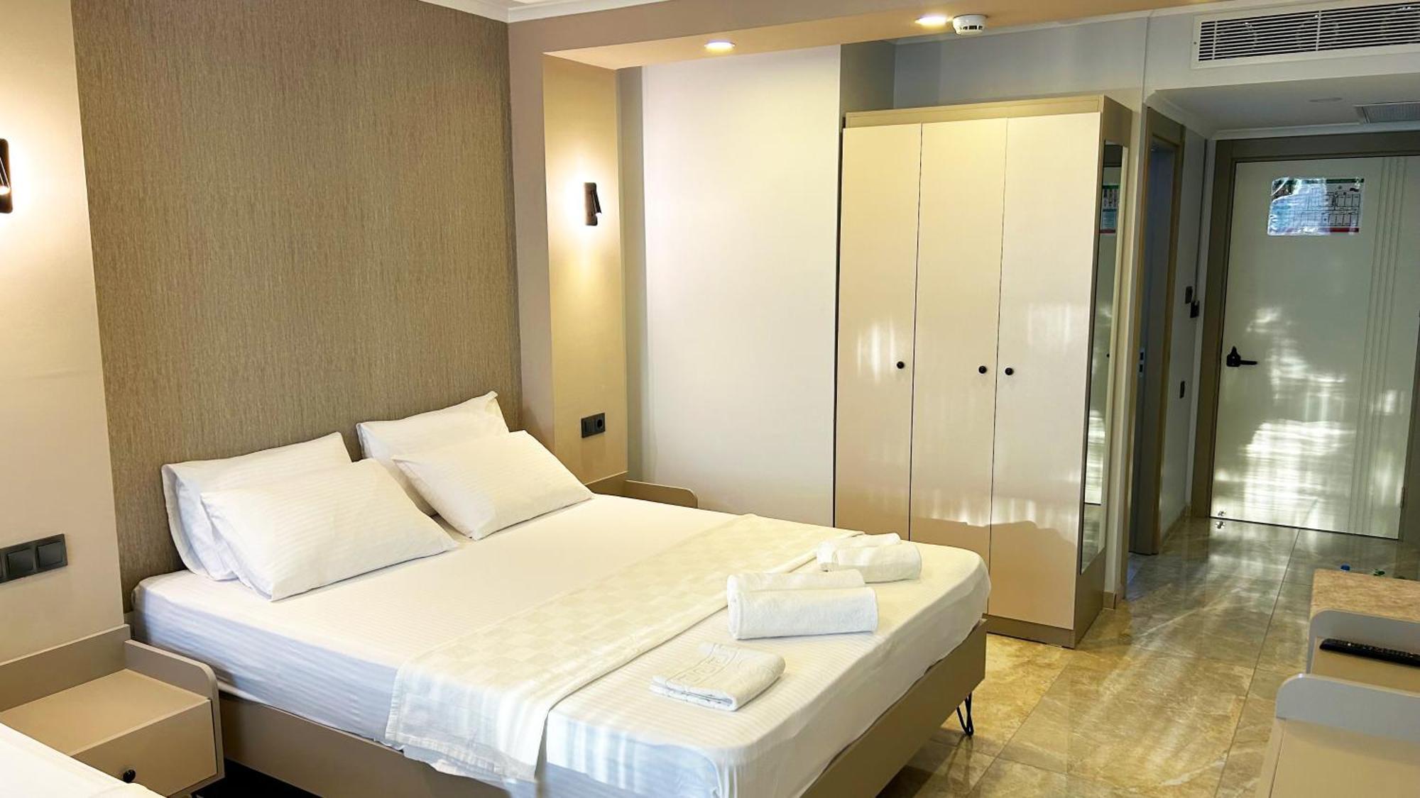 01 Nova Otel Didim Bagian luar foto